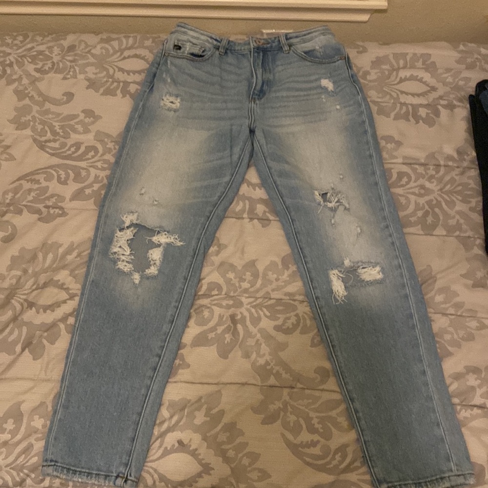 Light ripped jeans - Picture 2 of 4